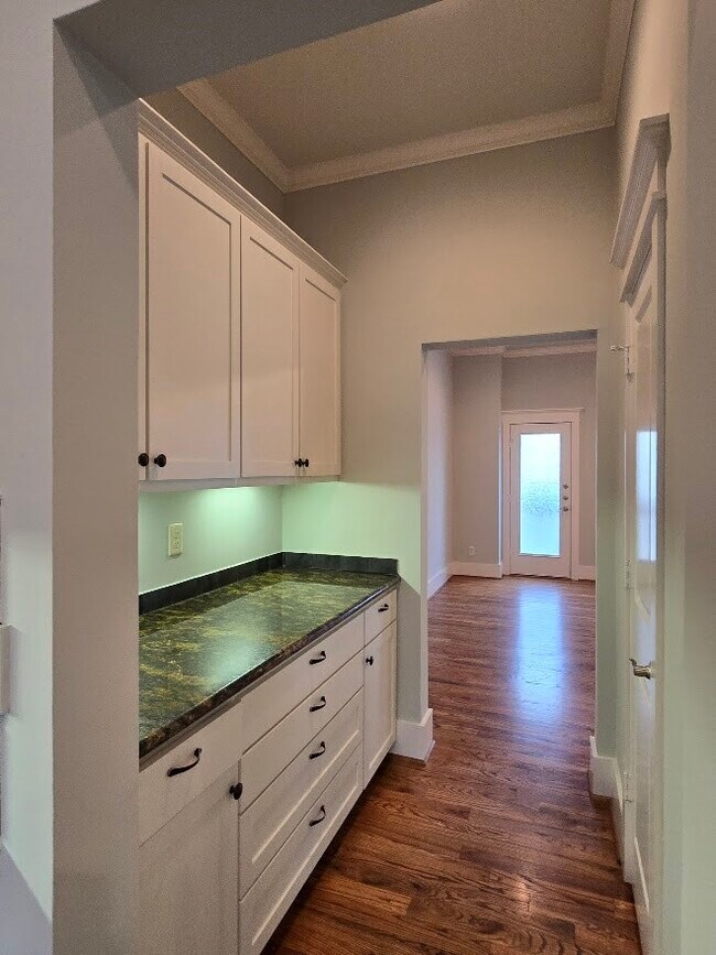 Building Photo - 4109 Allen St