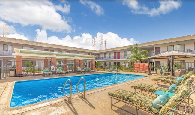 Building Photo - Miramar