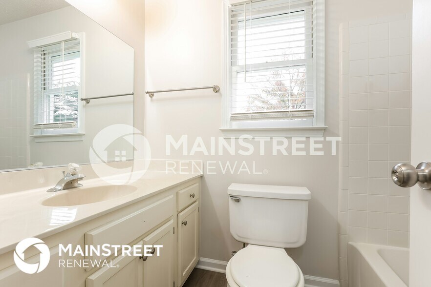Building Photo - 5314 Summerwood Dr