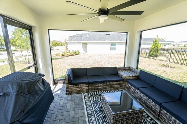 Building Photo - 6172 NW Sweetwood Dr