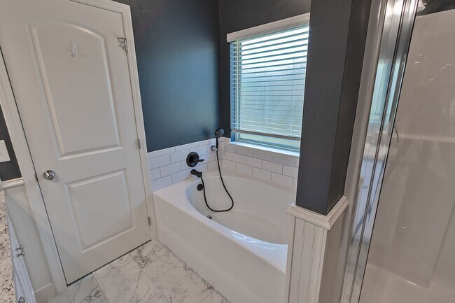 Building Photo - Prattville Rental available now!