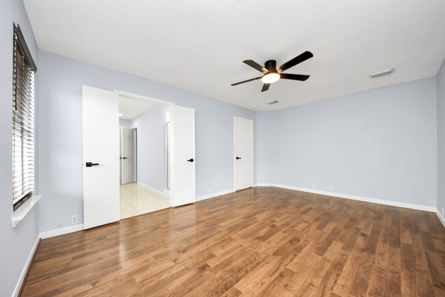 Building Photo - 2604 Eldridge Park Way