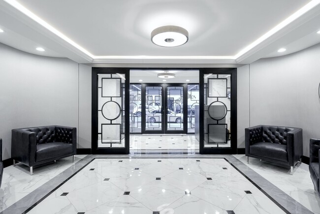 Interior Photo - Lexington Towers