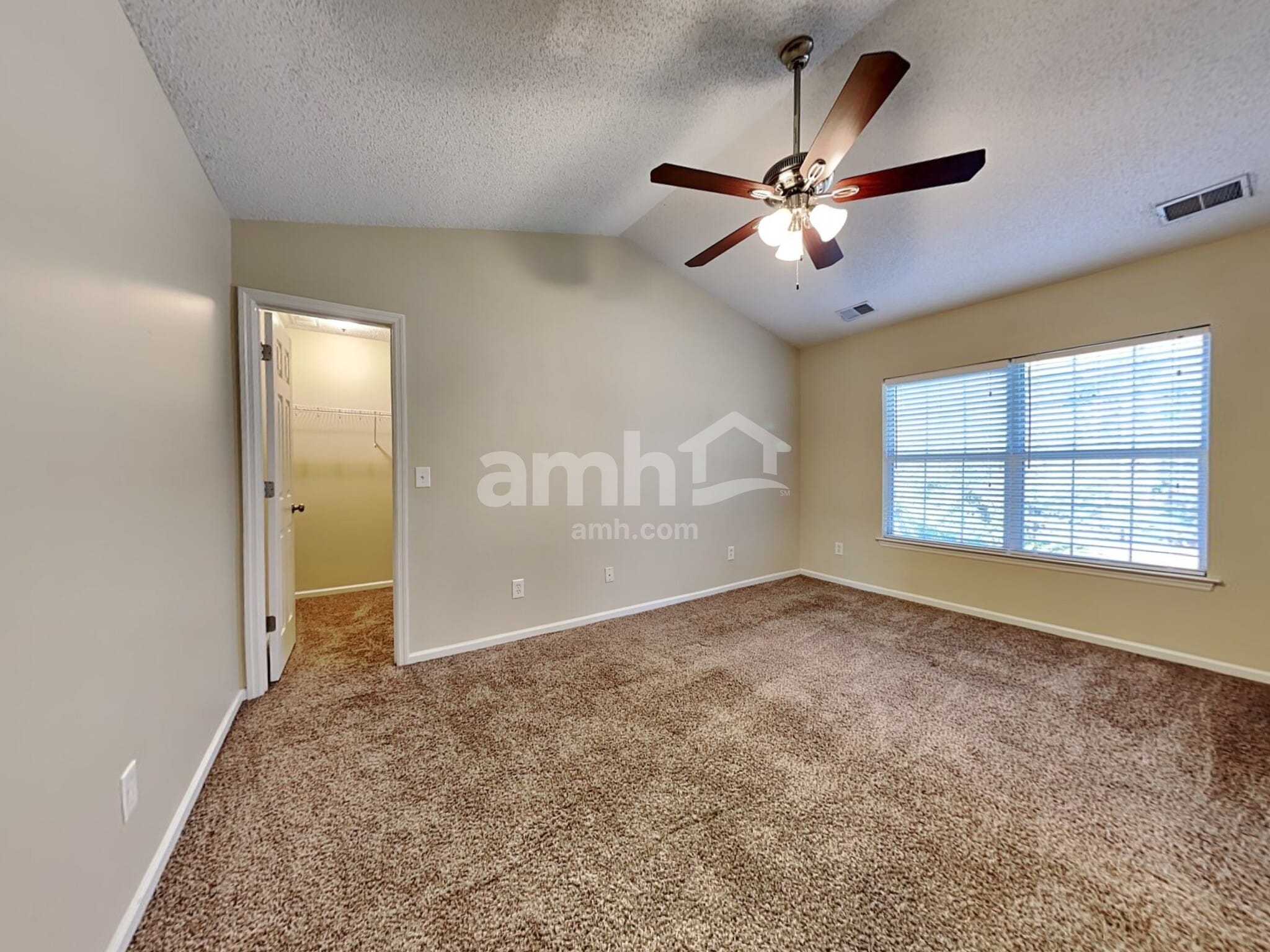 Building Photo - 228 Eagle Ridge Rd