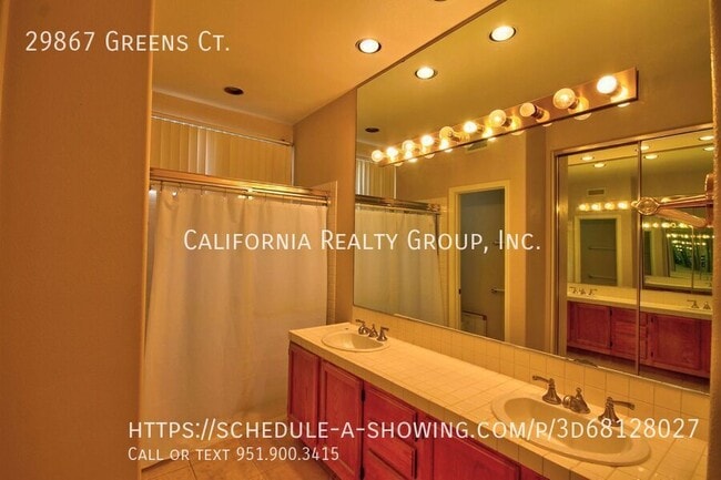 Building Photo - 29867 Greens Ct