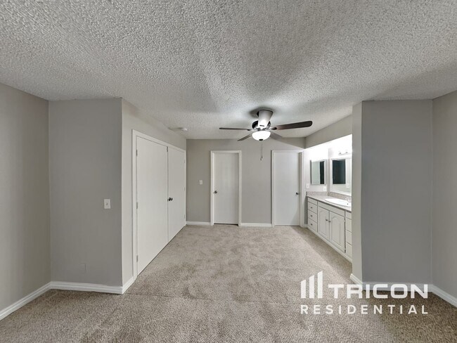Building Photo - 5425 Addison Avenue Las Vegas NV