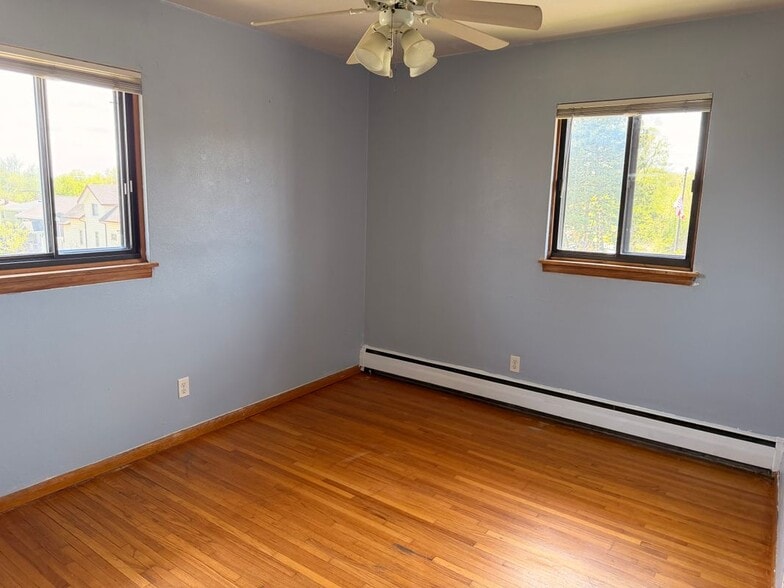 Building Photo - 165 W Wheelock Pkwy