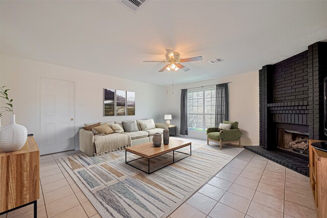 Building Photo - 3102 Colonel Ct Dr