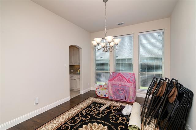 Building Photo - 6300 Prairie Hill Ln