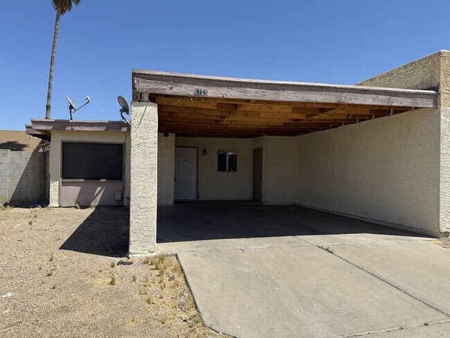 Building Photo - 5723 N 68th Dr