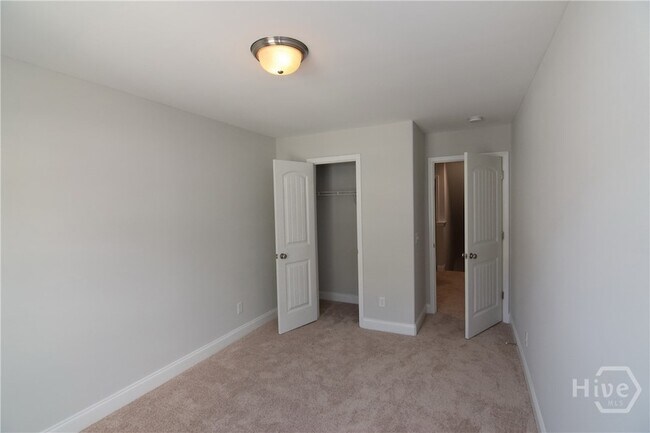 Building Photo - 11330 White Bluff Rd