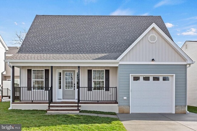 Building Photo - 22802 Lawrence Ave