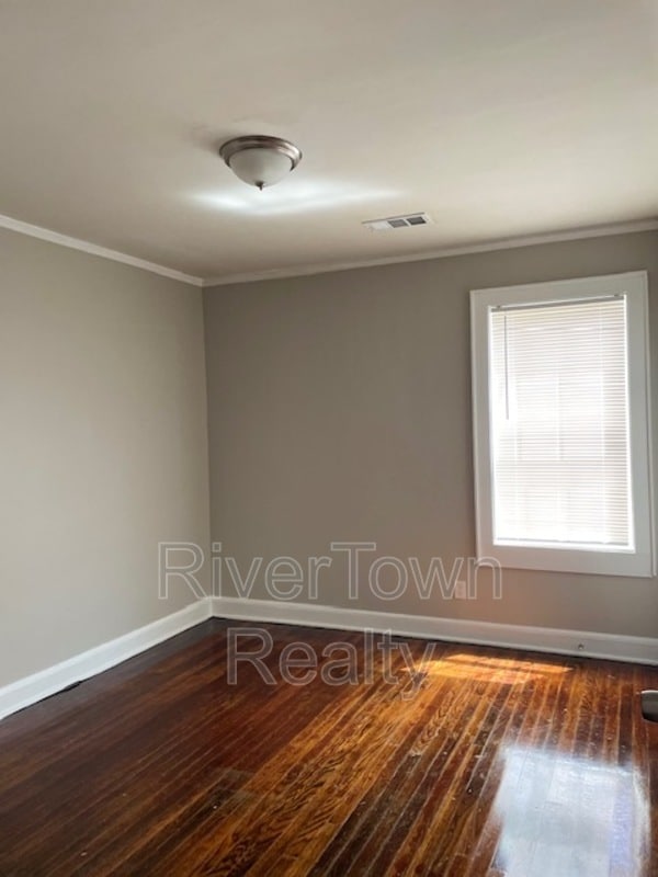 Building Photo - 822 Kippley St