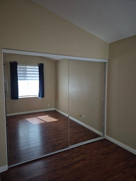 Children's bedroom - 1186 S Country Glen Way