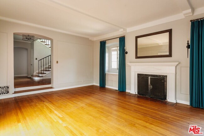Building Photo - 3008 Motor Ave