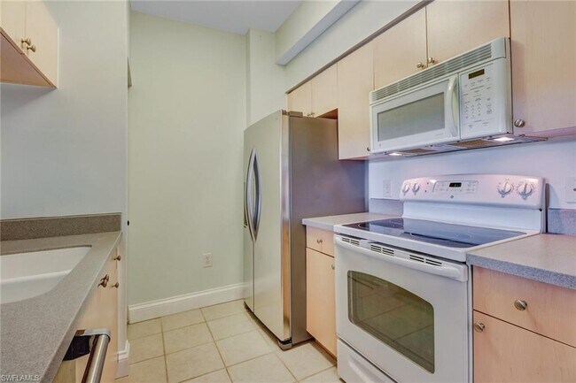 Building Photo - 1180 Reserve Way