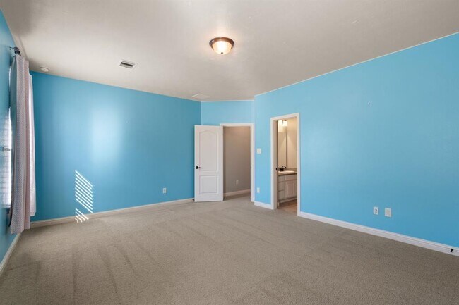 Building Photo - 16916 W Caramel Apple Trail