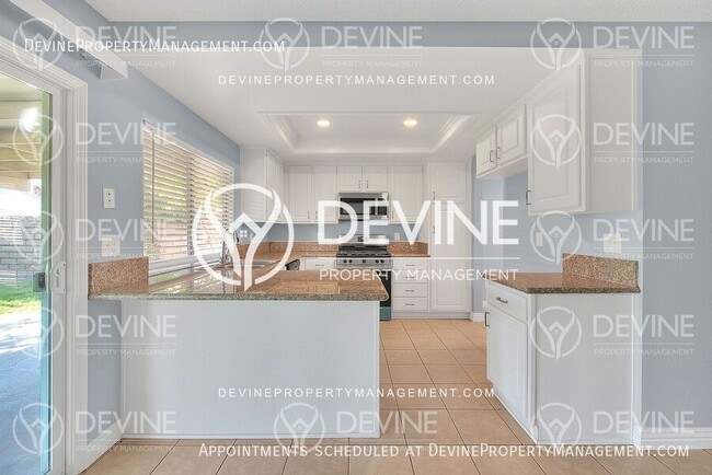 Building Photo - 2638 S Virginia Way