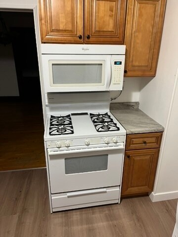 Building Photo - 510 Mather St