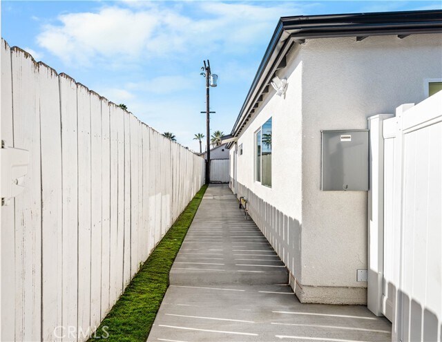 Building Photo - 8145 Morse Ave