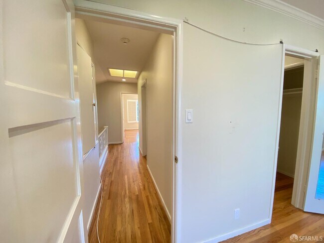 Building Photo - 60 Westdale Ave