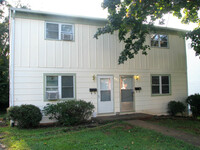 Building Photo - 302 Carlton Rd