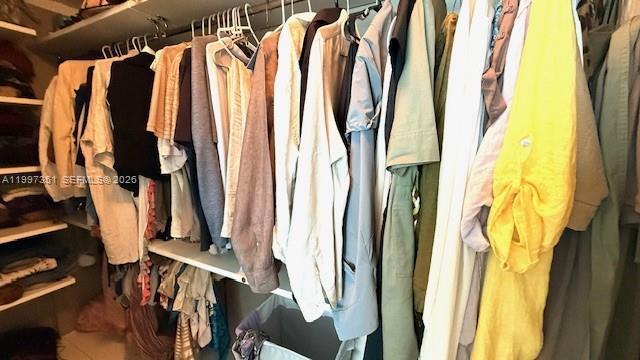 Building Photo - 460 NE 28th St