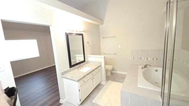 Building Photo - 13551 Pasa Robles Ln