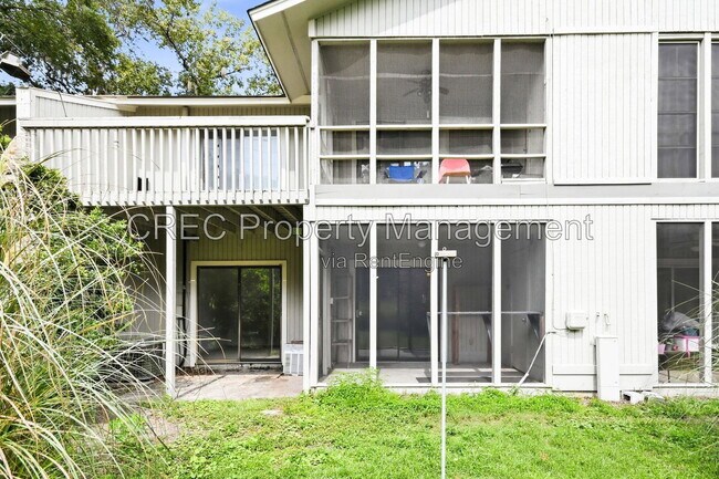 Building Photo - 2736 Jobee Dr