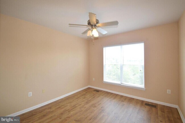 Building Photo - 5117 Travis Edward Way