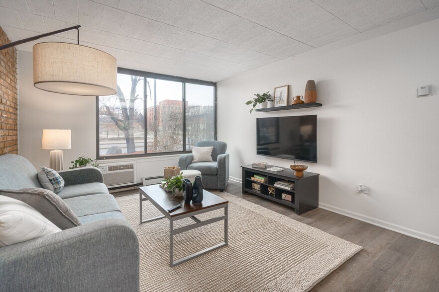 Building Photo - Cedar Village Apartments