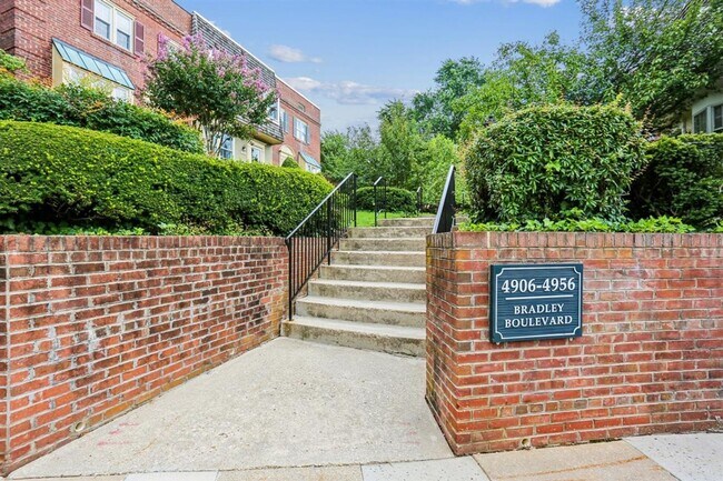 Building Photo - 4930 Bradley Blvd