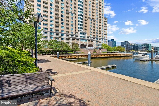 Building Photo - 100 Harborview Dr