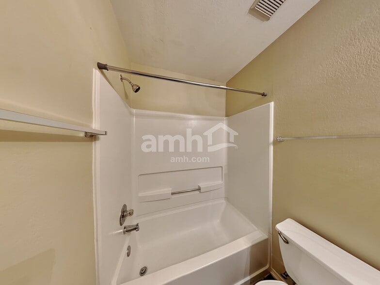 Building Photo - 1227 Deerhound Pl