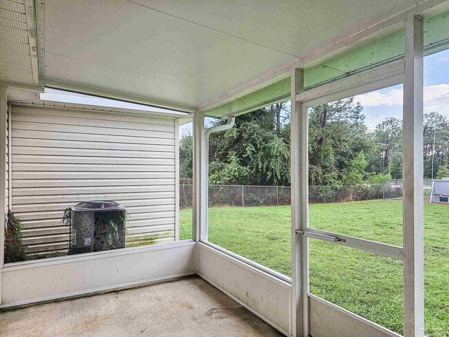 Building Photo - 9771 Cobblebrook Dr