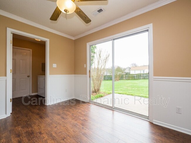 Building Photo - 905 Milkfarm Ct
