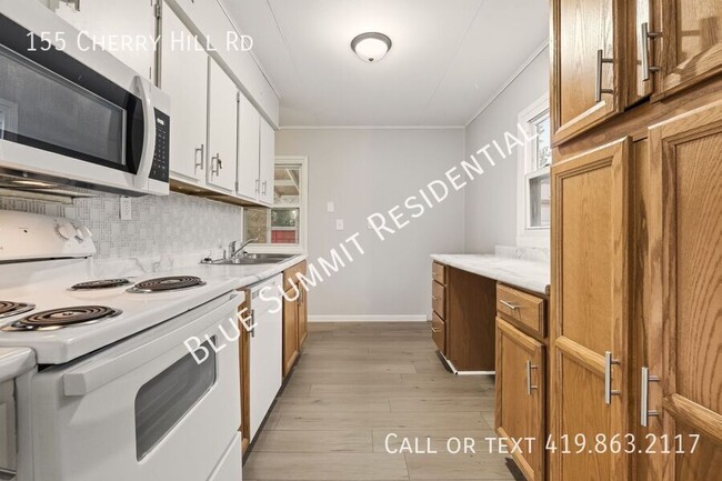 Building Photo - 155 Cherry Hill Rd