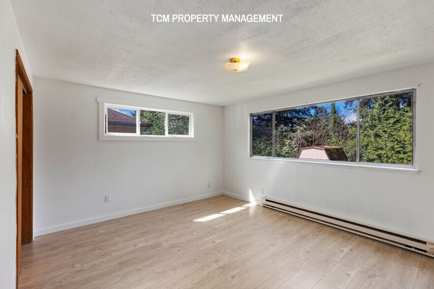 Building Photo - 14535 8th Ave NE