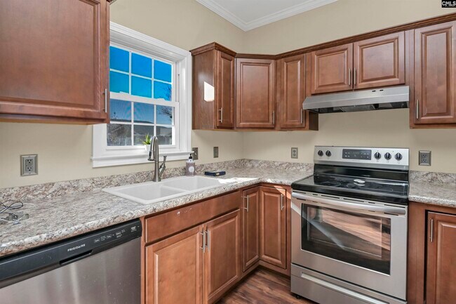 Building Photo - 28 Tall Palmetto Ln