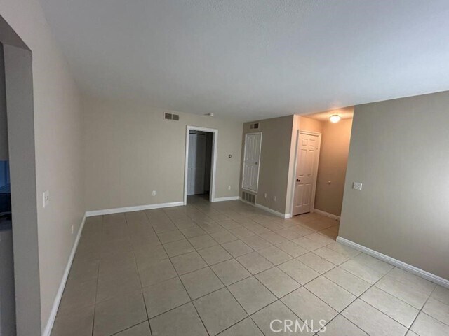 Building Photo - 1806 N Fairview St