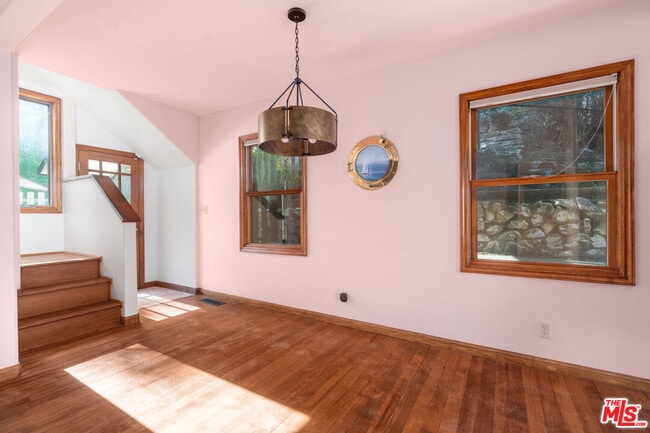 Building Photo - 3705 Fredonia Dr