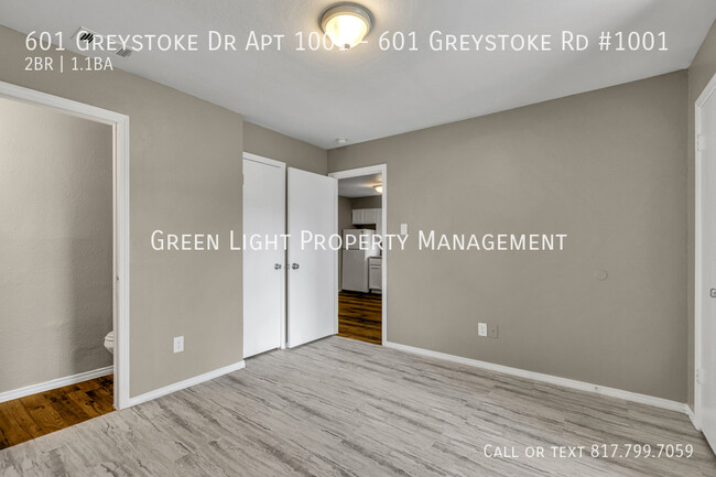 Building Photo - 601 Greystoke Dr