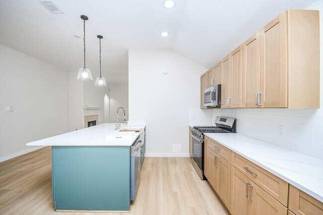 Building Photo - 20514 Mauve Orchid Way