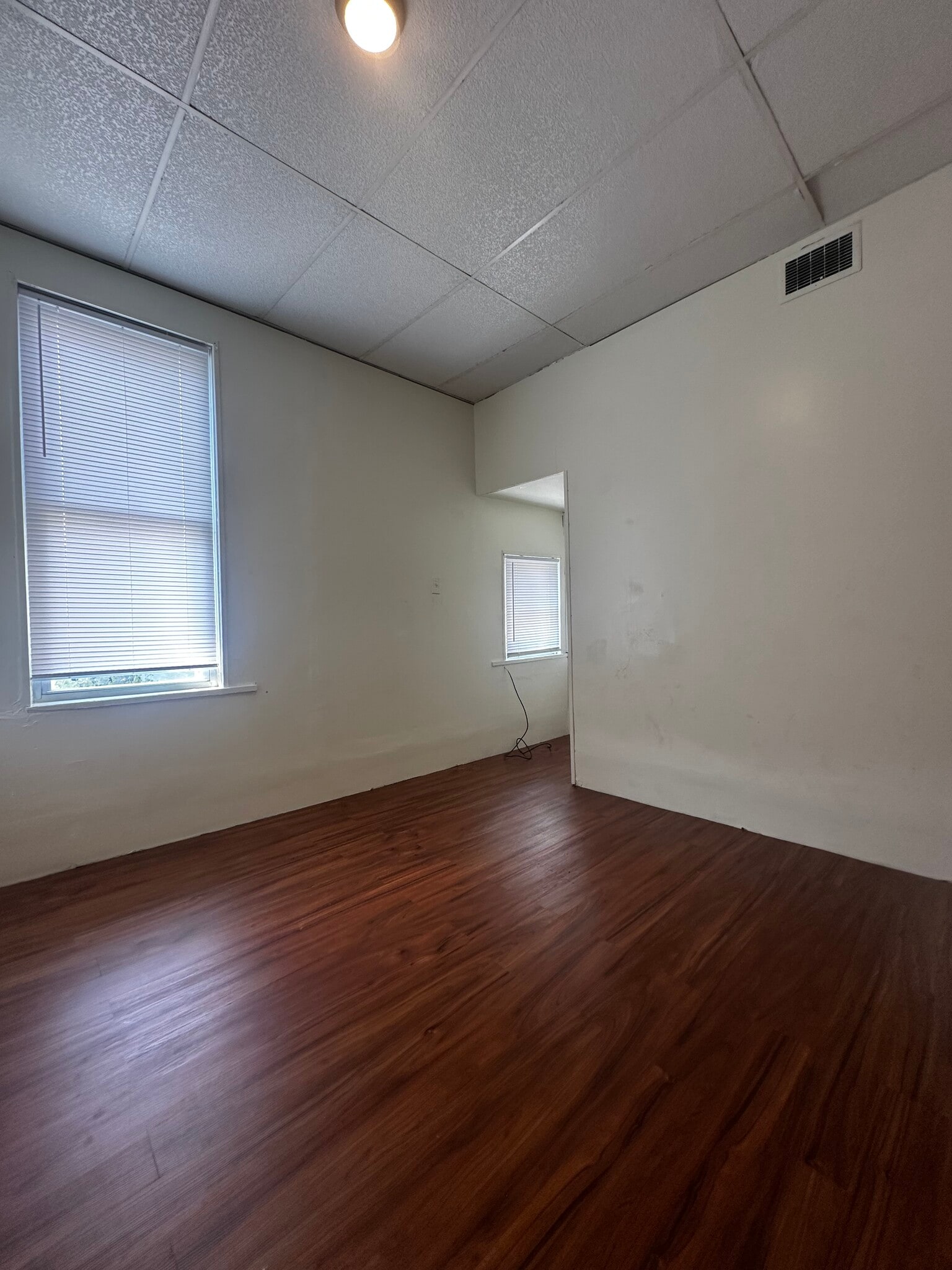 Building Photo - 728 Willey St