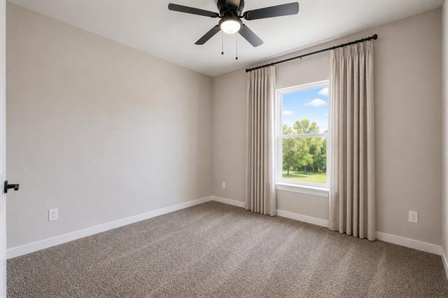 Building Photo - 120 Brookview Dr