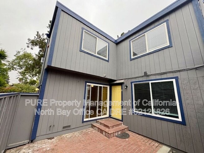 Primary Photo - 900 Civic Center Dr