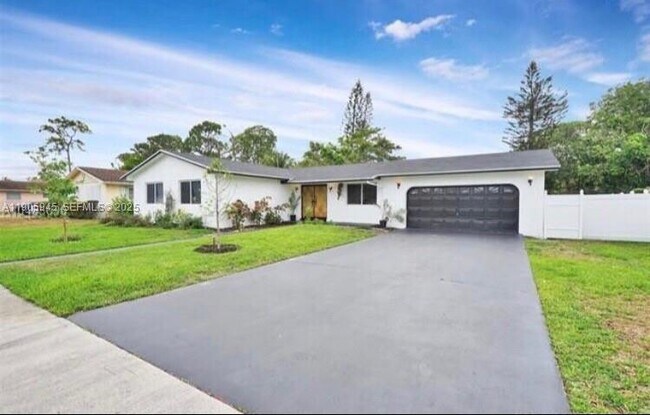 Building Photo - 17000 NW 18th Ave