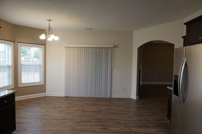 Building Photo - 3 Bedroom 2 Full Bathroom w/ Bonus Room located in The Preserves at Tidewater, Sneads Ferry!