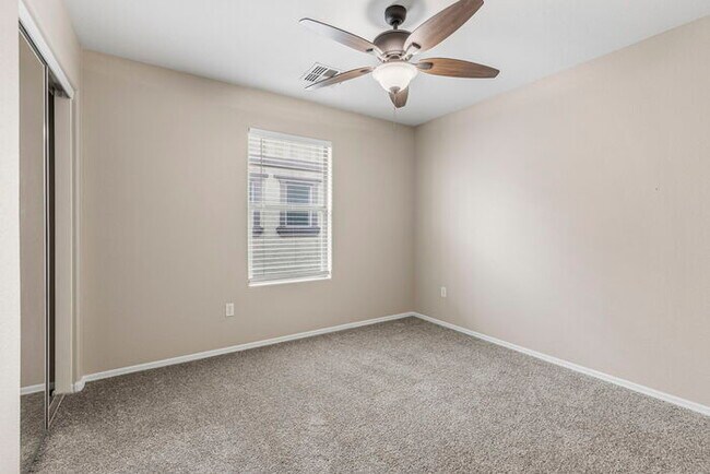 Building Photo - 3828 E Jasper Dr