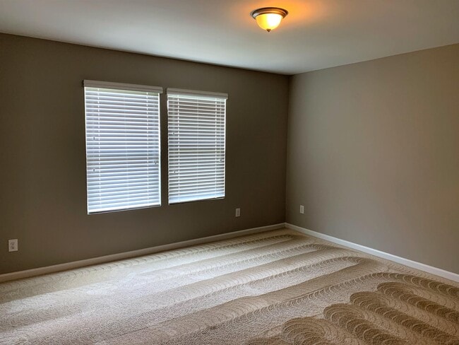 Building Photo - 2208 Sunny Cove Dr